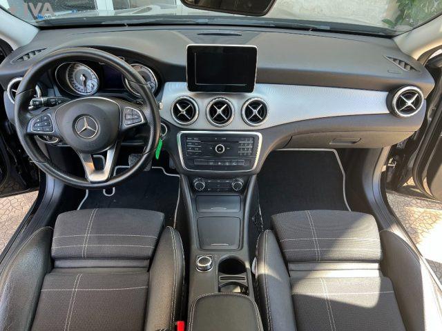 MERCEDES-BENZ GLA 200 d Automatic Sport