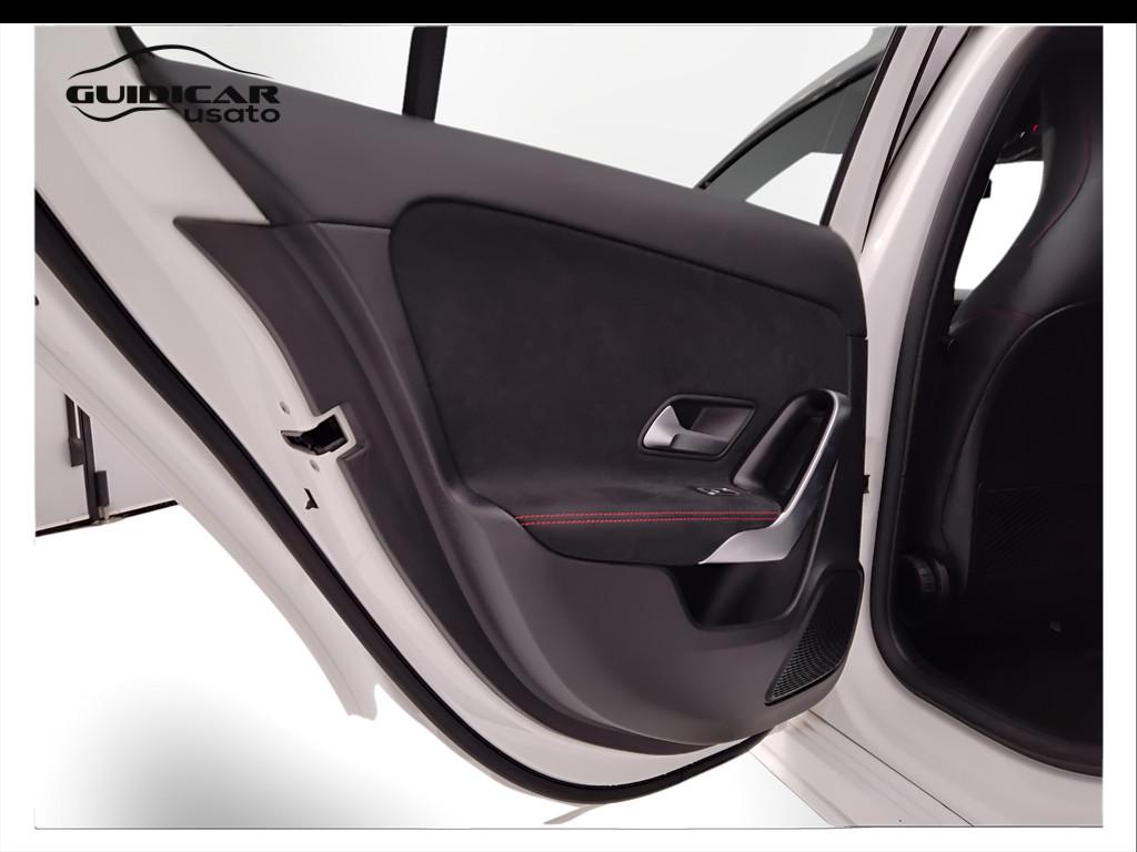 Mercedes-Benz Classe A - W177 2018 - A 180 d Premium auto