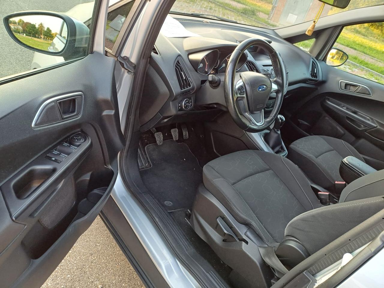 Ford B-Max 1.5 TDCi 75 CV Titanium