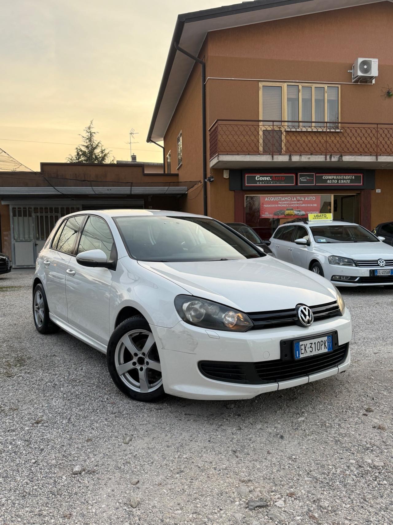 Volkswagen Golf 1.6 TDI DPF 5p. Highline