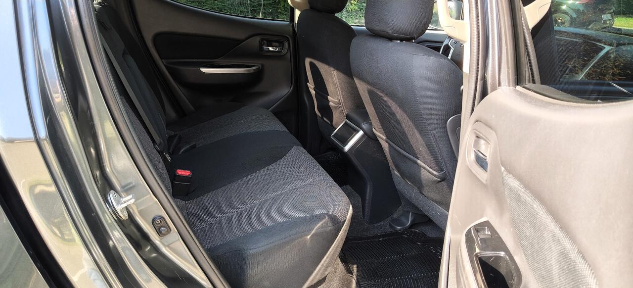 Mitsubishi L200 2.3D Double Cab 4x4 Intense Gancio