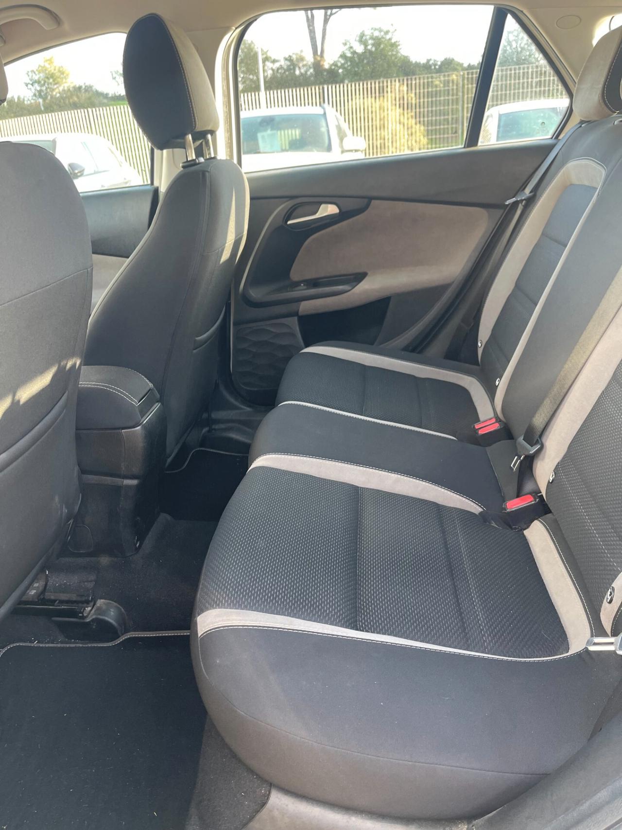 Fiat Tipo 1.3 Mjt S&S SW Lounge