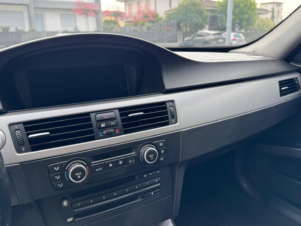BMW 320d Touring Automatica 163 CV – Cambio e Motore Perfetti
