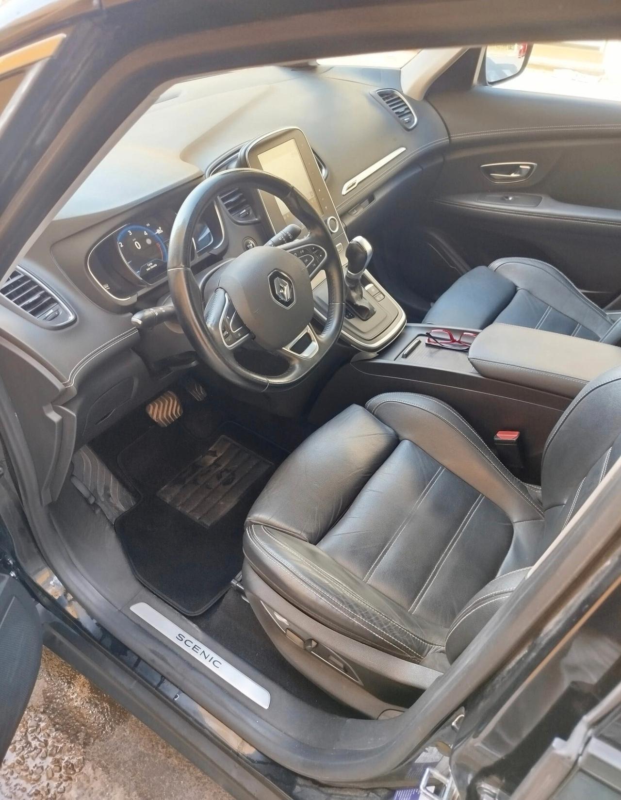 Renault Grand Scenic dCi 8V 110 CV EDC Energy Zen