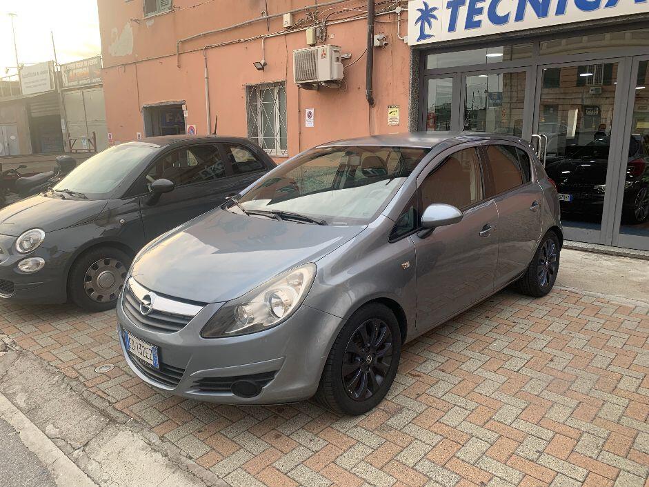 Opel Corsa 1.2 5 porte Cosmo- IMPIANTO GPL