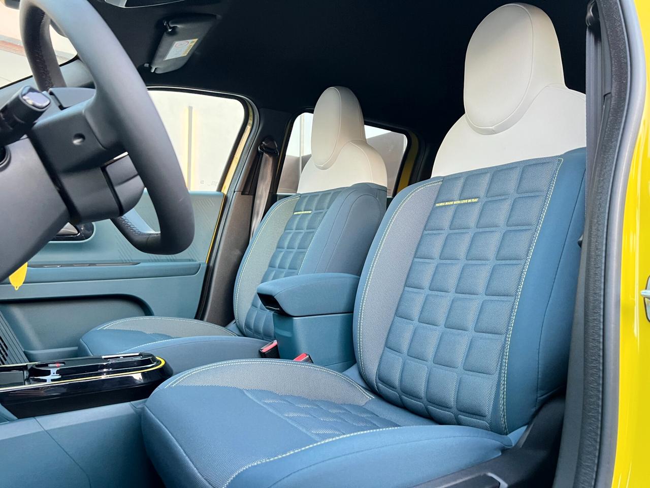 Fiat Grande Panda 1.2 HYBRID 110 CV S&S LA PRIMA KM0 PROMO FINANZIAMENTO