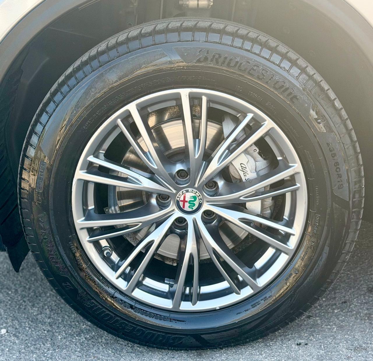 Alfa Romeo Stelvio 2017 2.2 Turbodiesel 210 CV AT8 Q4 Business