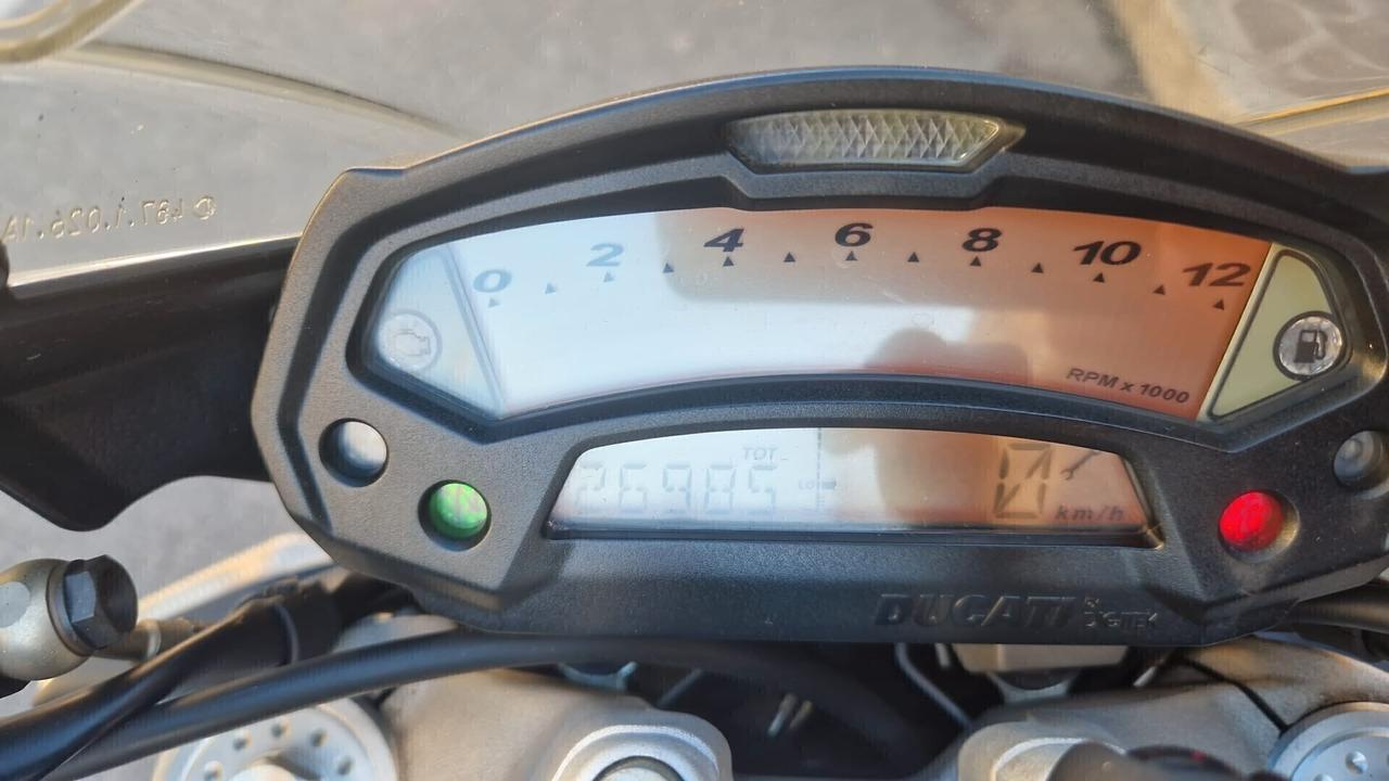 DUCATI MONSTER 696 NERO OPACO 04/2009 km 27000