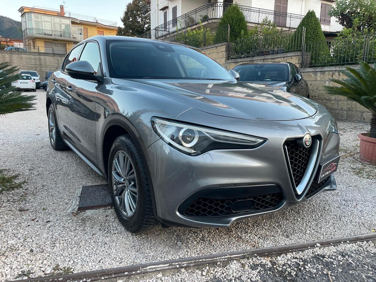 Alfa Romeo Stelvio 2.2 Turbodiesel 160 CV AT8 RWD Business