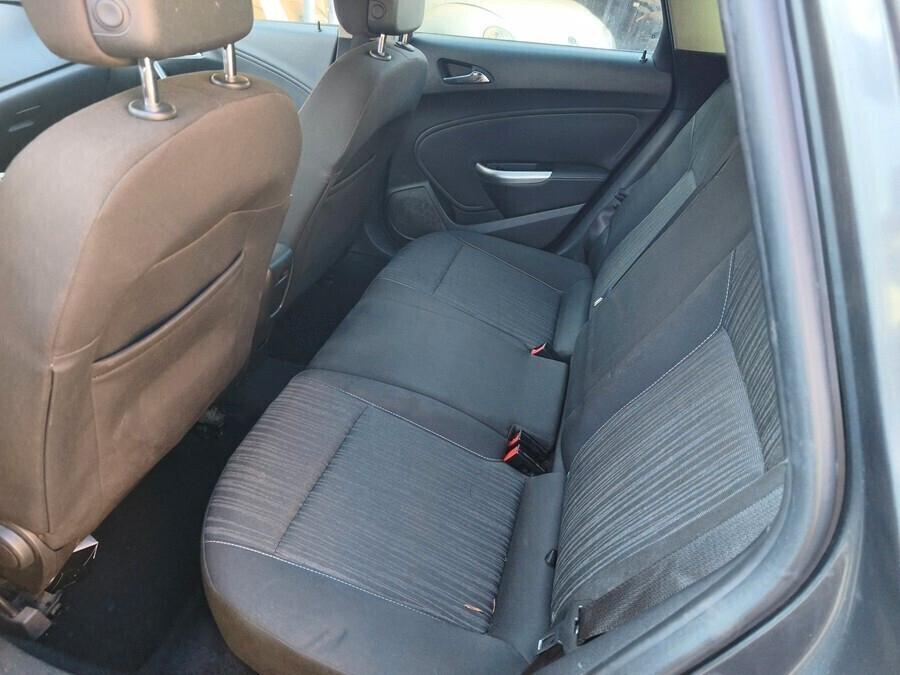 Opel Astra 1.6 115CV Sports Tourer Cosmo