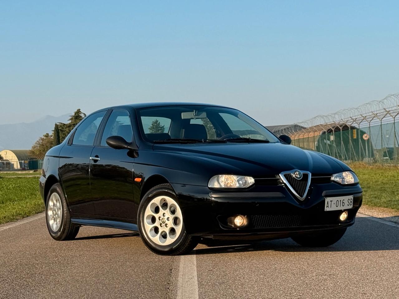 Alfa Romeo 156 2.5i V6 24V 190cv "SOLO 32000 KM-RIAR"