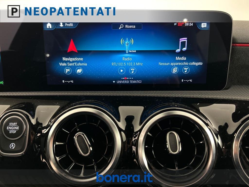 Mercedes Classe A 180 180 D Premium 8G-DCT