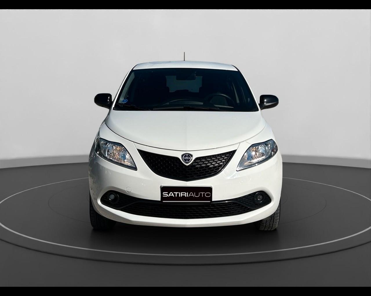 LANCIA Ypsilon III 2015 - Ypsilon 0.9 t.air Silver ecochic metano 70cv