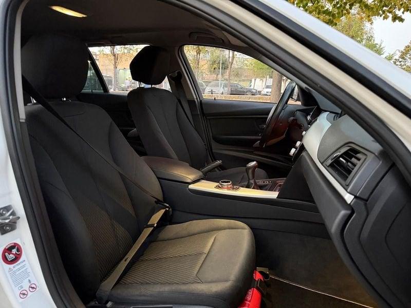 BMW Serie 3 Touring 318 d Touring “CERCHI DA 18" DISTRIBUZIONE APPENA SOSTITUITA