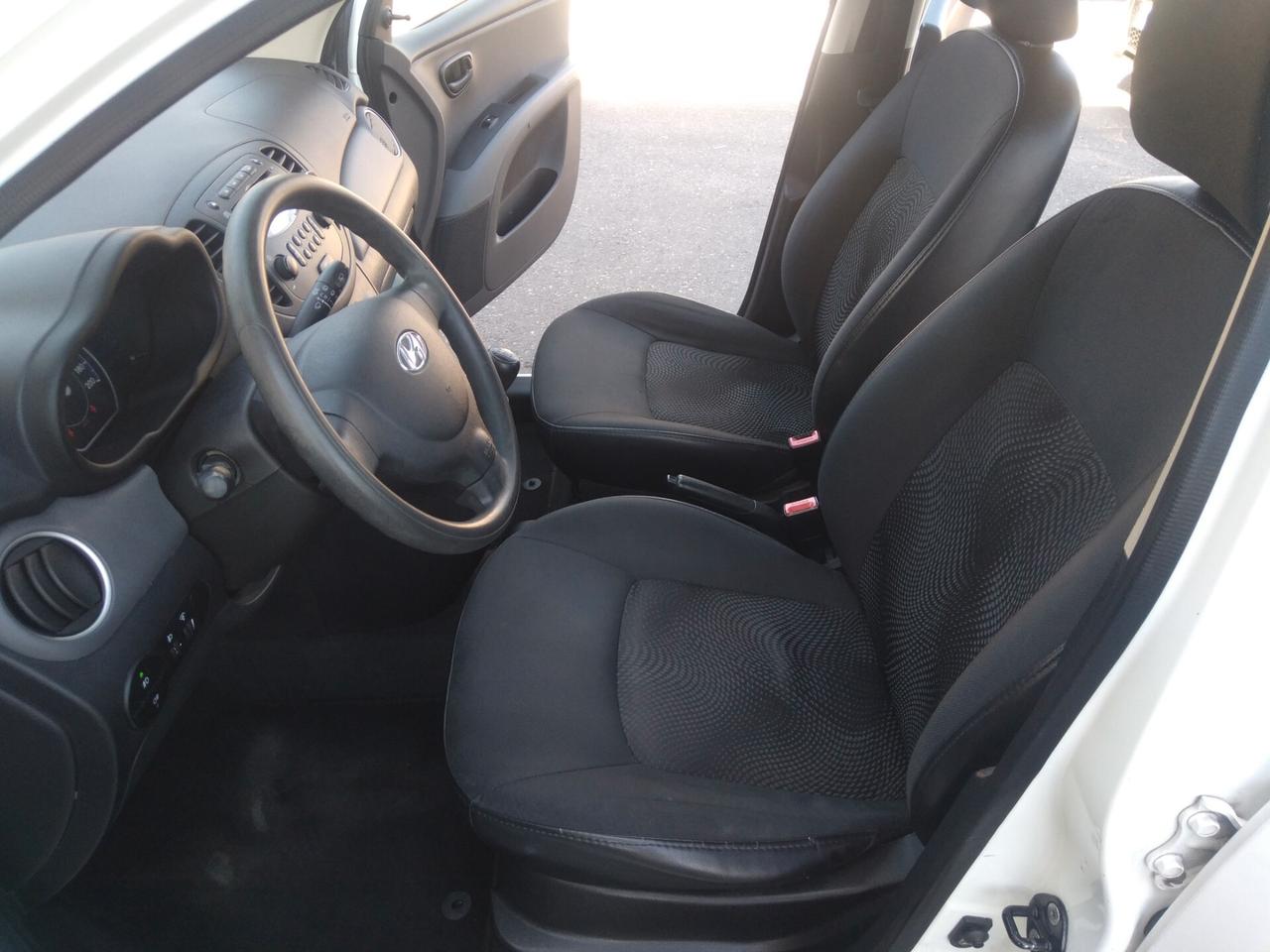 Hyundai i10 1.1 69cv 12V Sound Edition x neopatentati