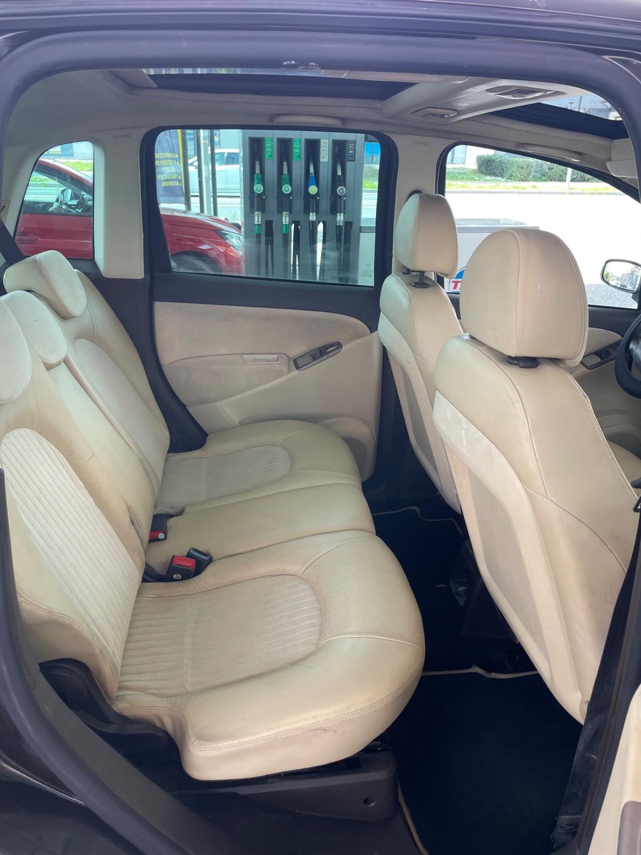 LANCIA MUSA NEOPATENTATI 1.9 DIESEL 198.000 KM 2004.