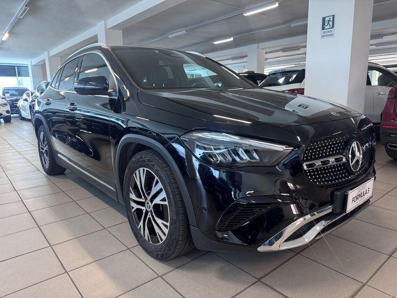 Mercedes-Benz GLA GLA 200 d Progressive Advanced Plus