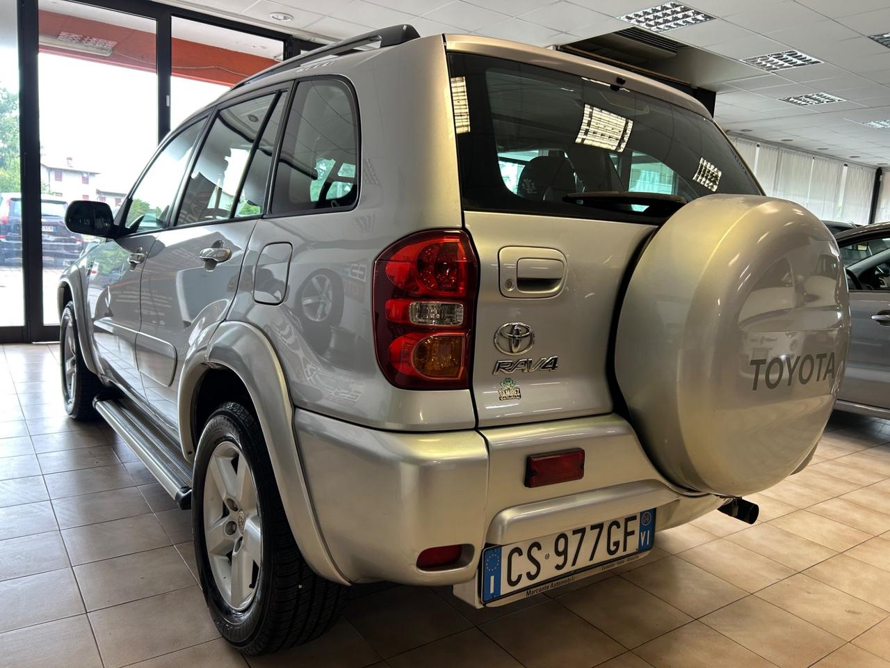 Toyota RAV4 - 2004 2.0 Tdi D-4D AUTOCARRO