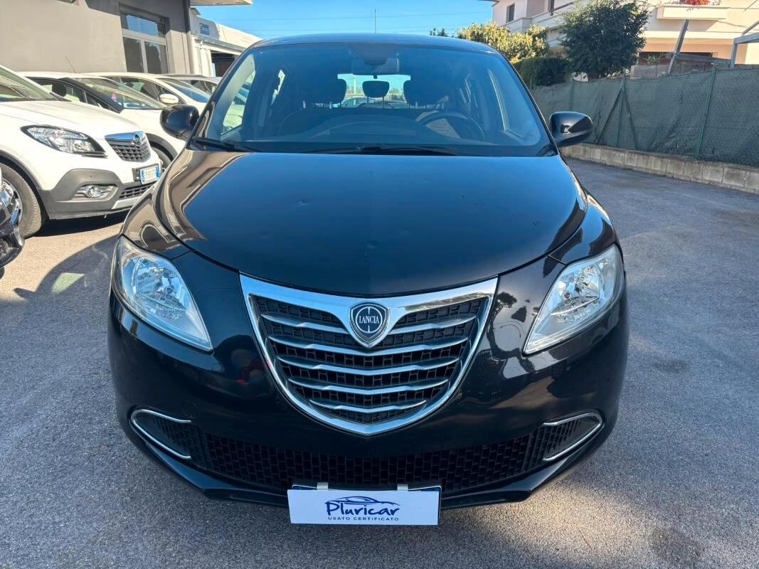 Lancia Ypsilon 1.2 8v Silver c clima 69cv