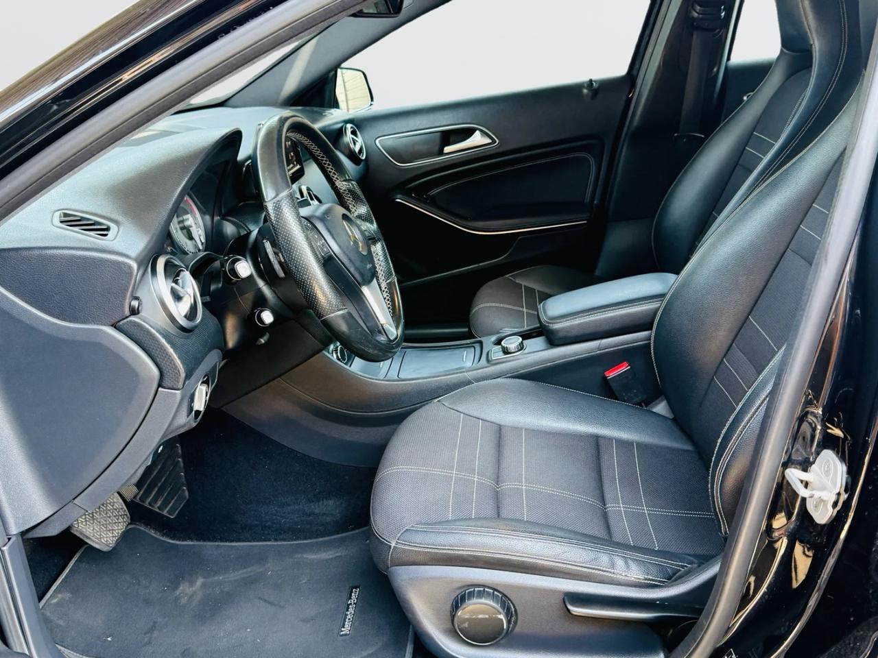 Mercedes-benz A 200 AUTOMATIC Special Edition*