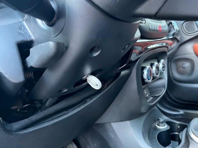 FIAT 500L 1,6 MJ TREKKING FULL OPTIONAL