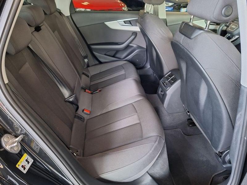 Audi A4 A4 Avant 35 2.0 tdi mhev S Line edition 163cv s-tronic