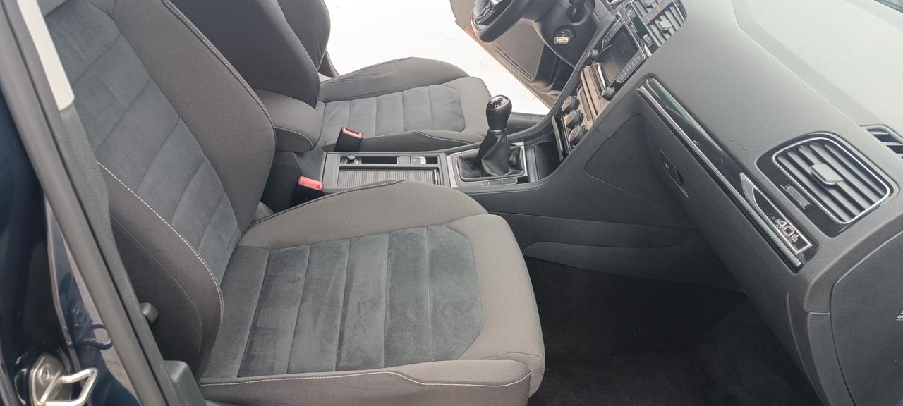 Volkswagen Golf 2.0 TDI 5p. Highline BlueMotion Technology