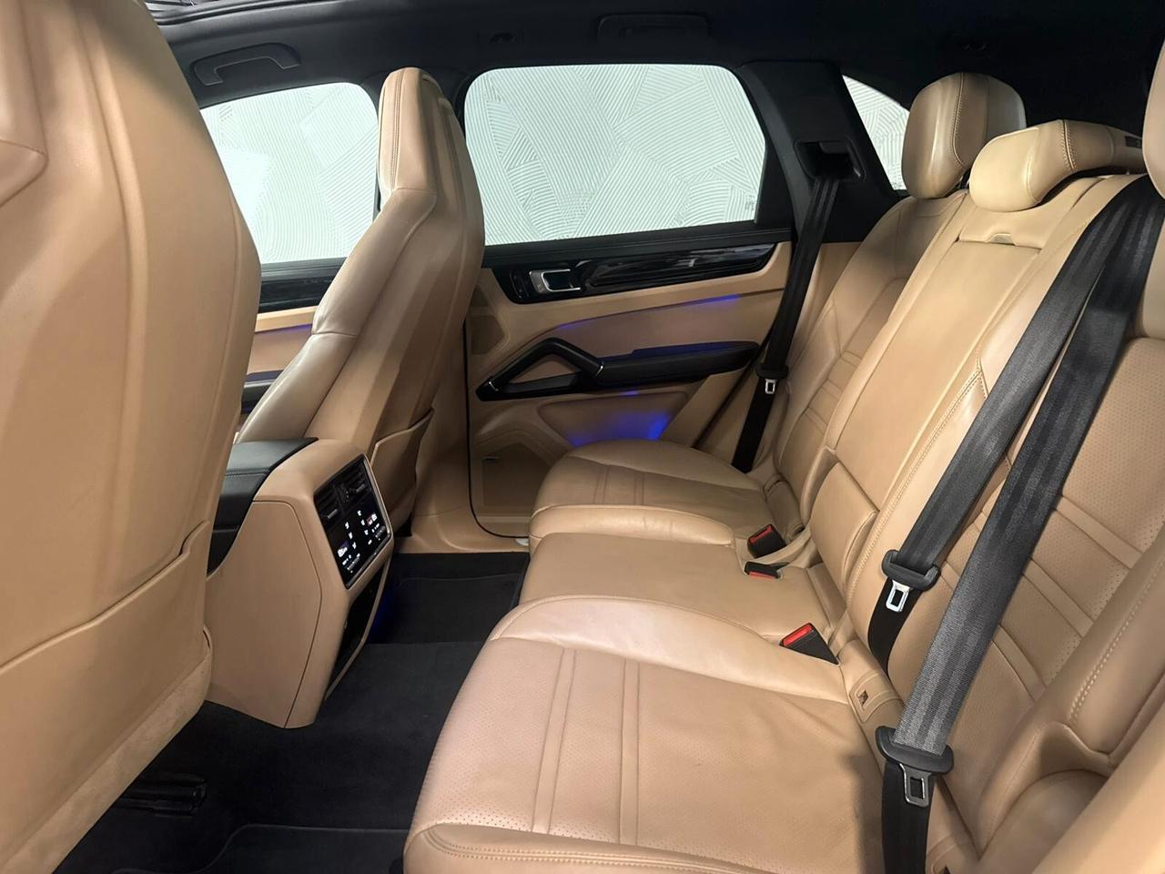 Porsche Cayenne 3.0 V6