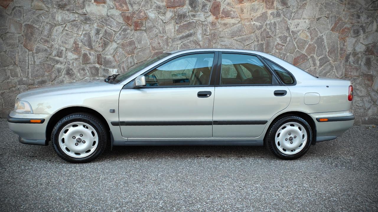 Volvo S40 1.8 16v