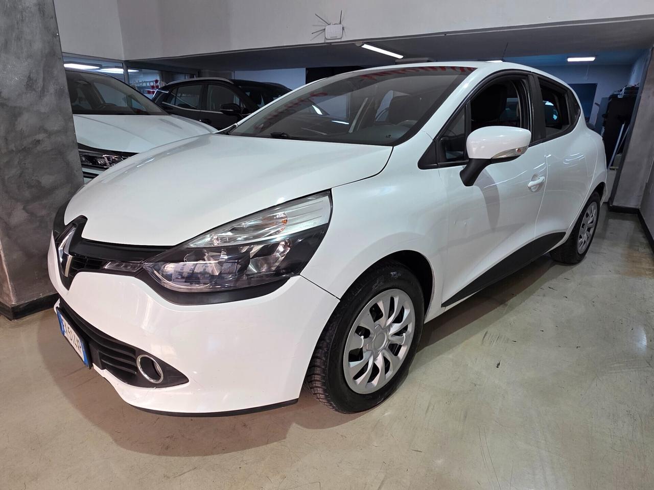 Renault Clio 1.2 NAVI 75cv Full Optional