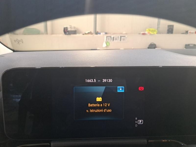 MERCEDES-BENZ GLA 200 D AUTOMATIC BUSINESS EXTRA CROSSOVER