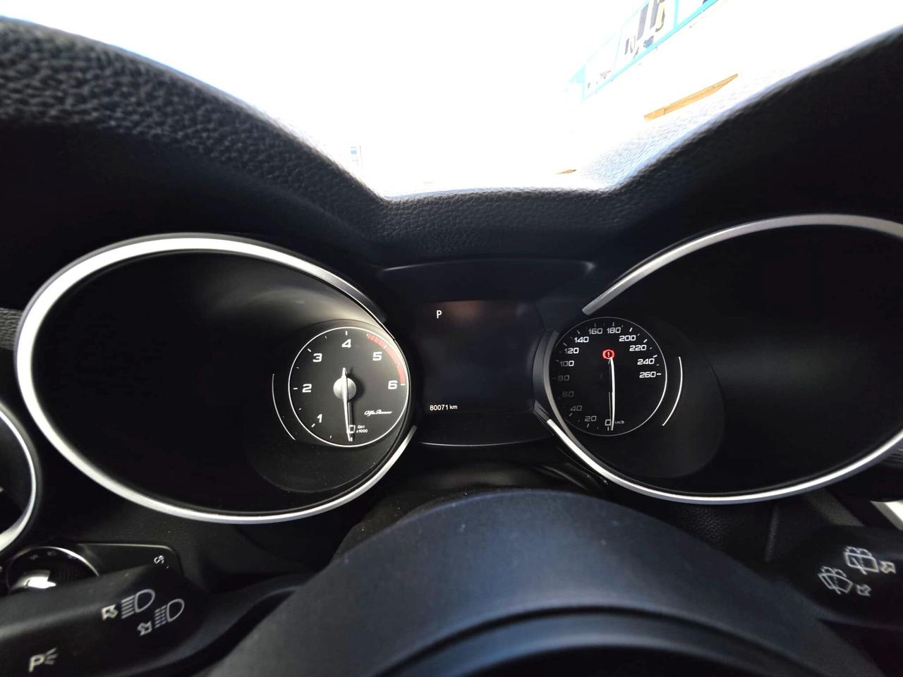 Alfa Romeo Stelvio 2.2 Turbodiesel 190 CV AT8 RWD Business