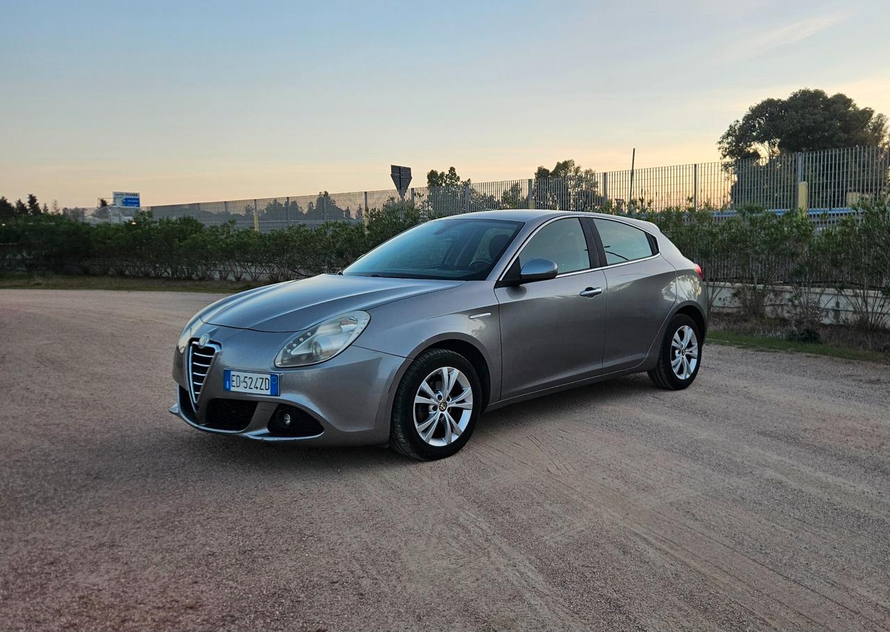 Alfa Romeo Giulietta 1.6 JTDm-2 105 CV Distinctive
