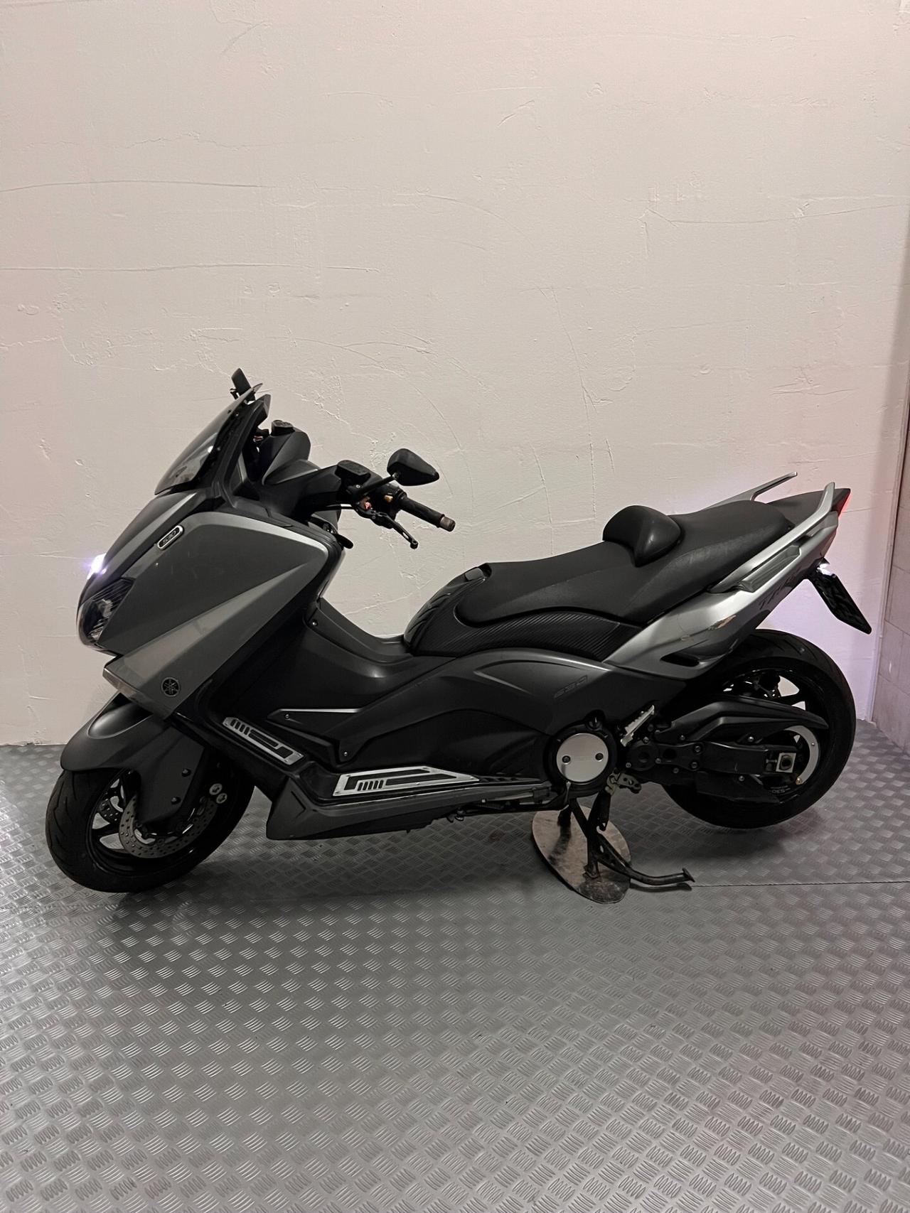 Yamaha T Max 530