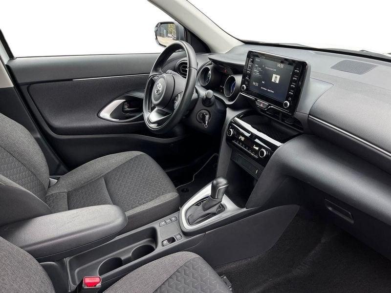 Toyota Yaris Cross Yaris Cross 1.5h Active fwd 115cv e-cvt IVA ESPOSTA