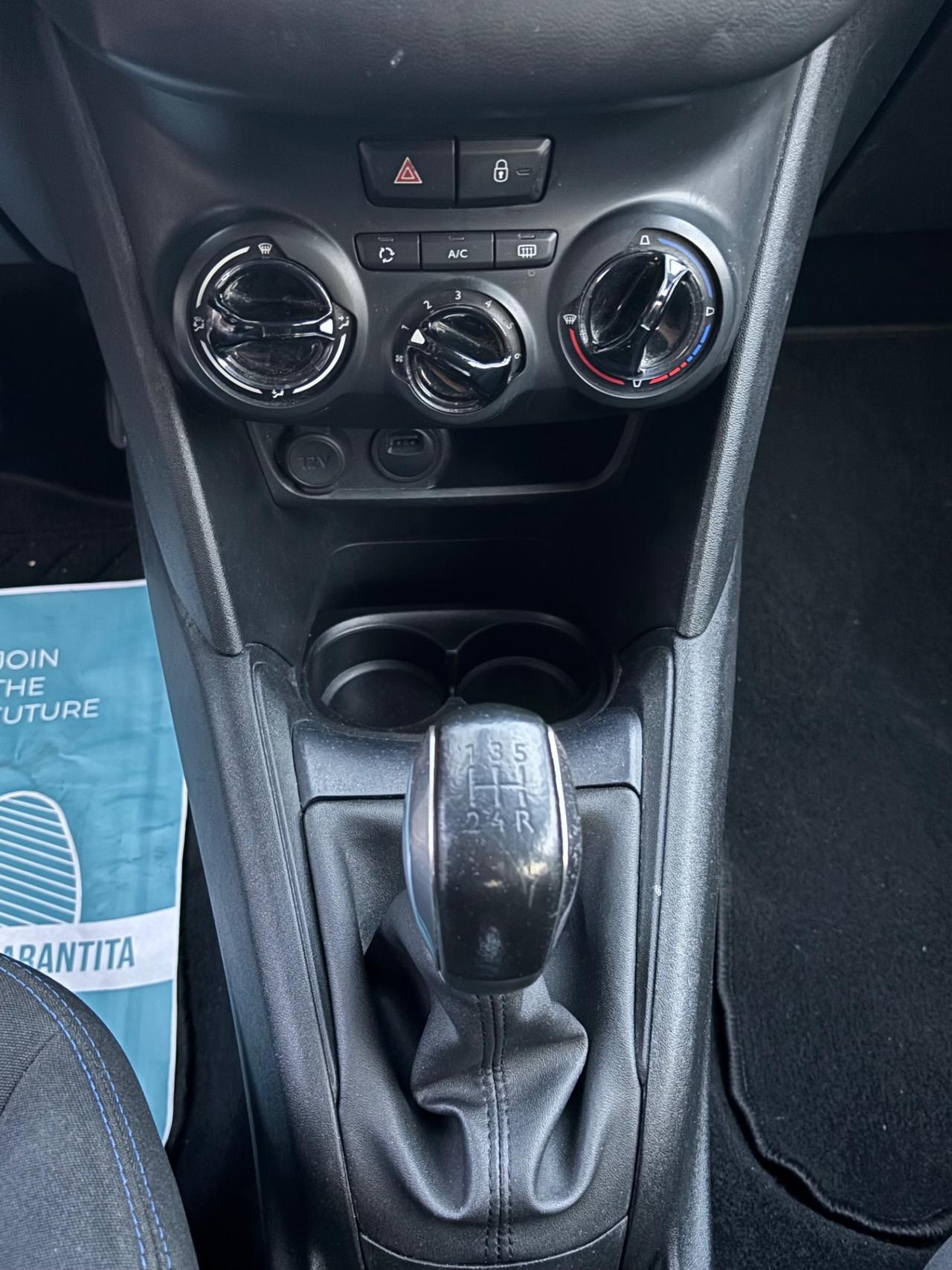 Peugeot 208 PureTech 82 5 porte Allure