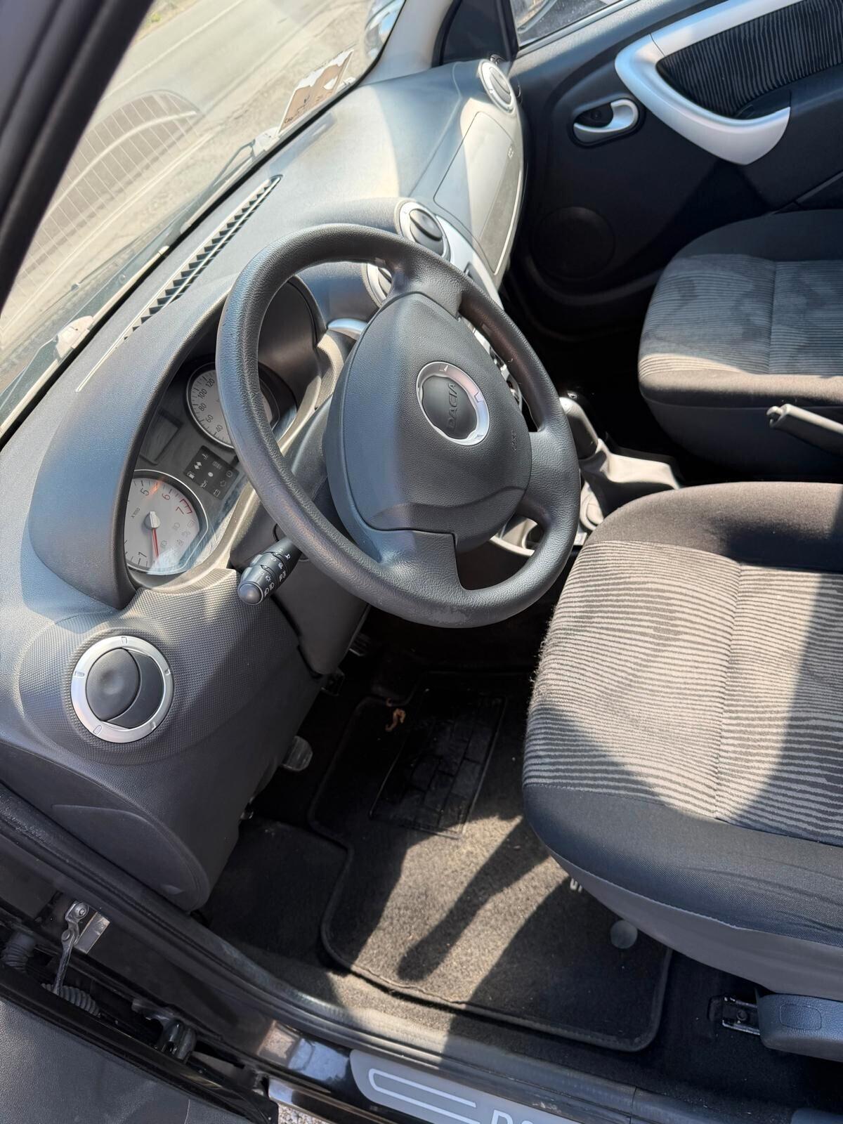 Dacia Sandero 1.4 8V Laureate Gpl