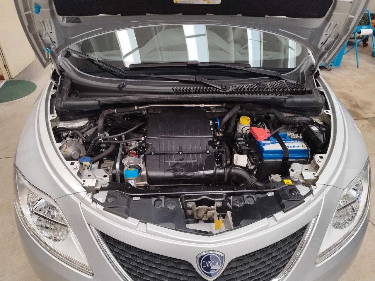 Lancia Ypsilon 1.2 69 CV 5 porte GPL Ecochic Gold