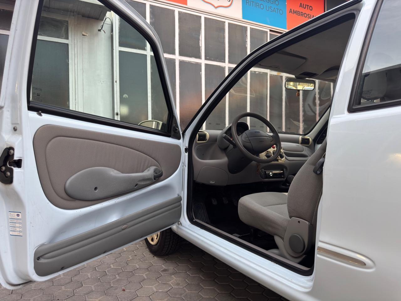 Fiat 600 ADATTA A NEOPATENTATI 1.1