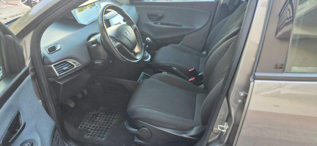 LANCIA Ypsilon 1.0 FireFly 5 porte Mild Hybrid Gold