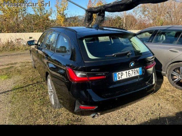 BMW 330 330d Touring xdrive Business Advantag auto GP167RN