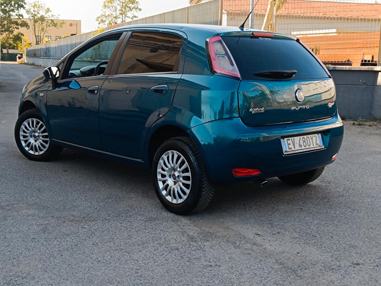 Fiat Punto 1.4 8V 5 porte Natural Power Lounge