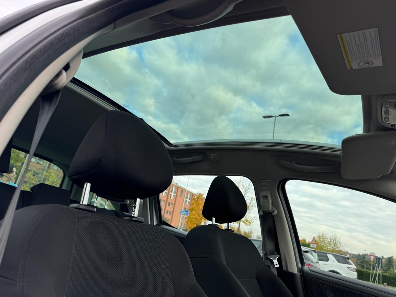 Peugeot 207 1.4 VTi 95CV SW XS Ciel 2008 Full optional