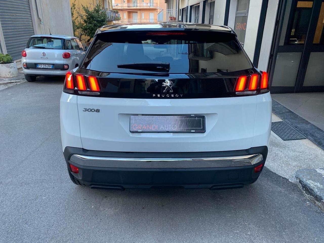Peugeot 3008 BlueHDi 130 S&S EAT8 Active