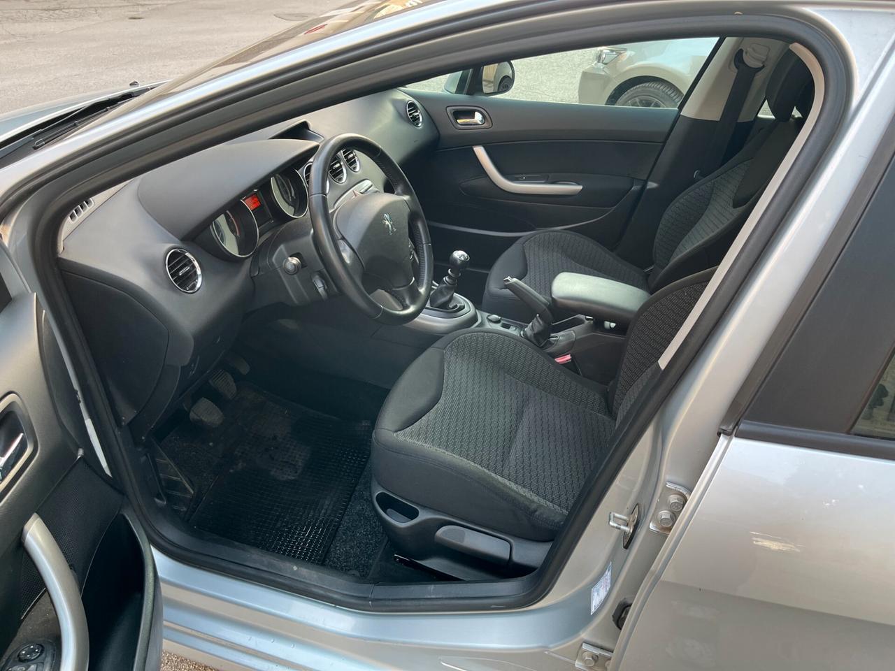 Peugeot 308 1.6 HDi 110CV SW Ciel Tecno