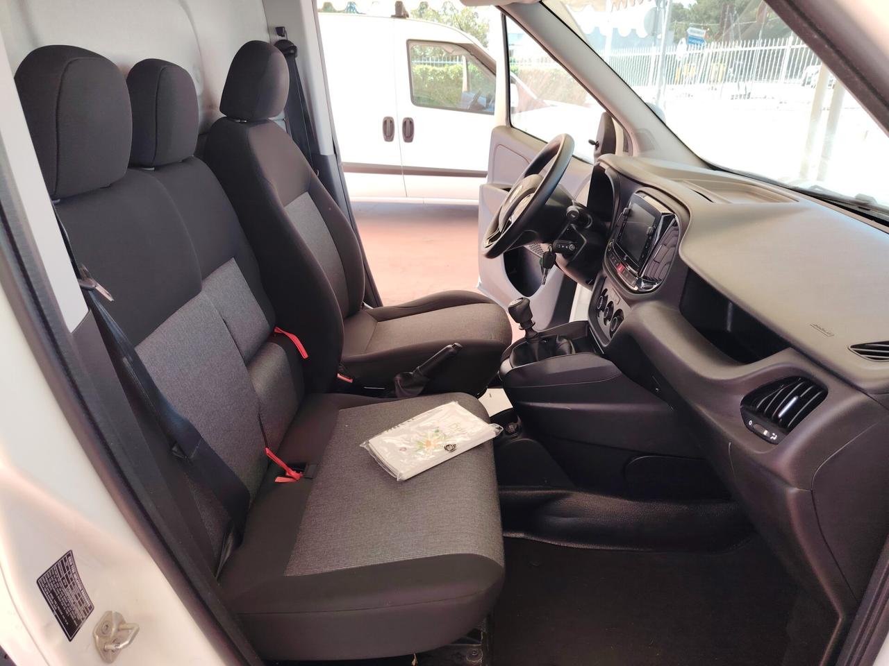 Fiat Doblò 1.6 MJT 105CV Cargo Maxi Lounge 3 POSTI 56.800KM