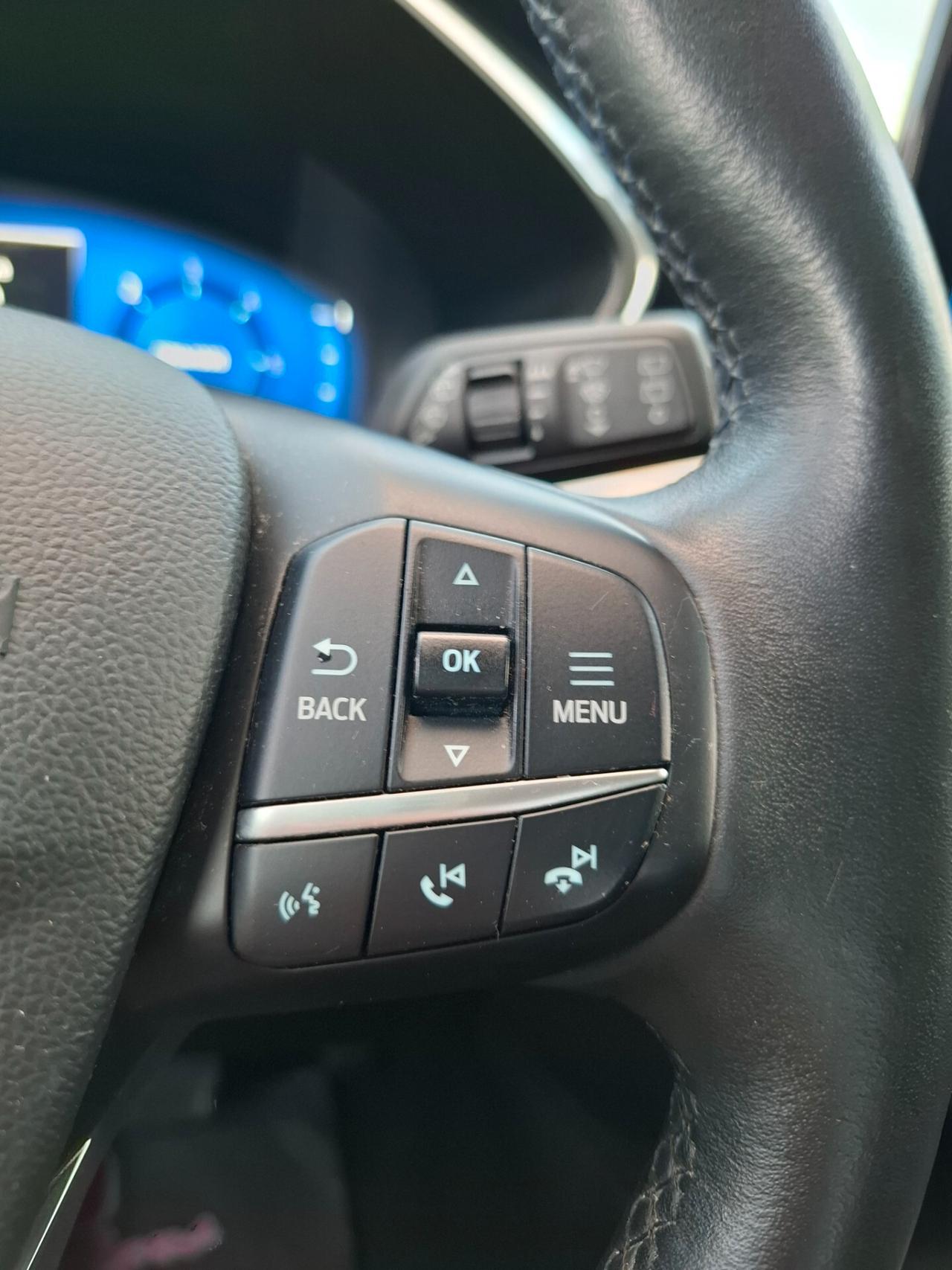 Ford Kuga 1.5 -120 CV-TITANIUM *LED-NAVY-VIRTUAL*