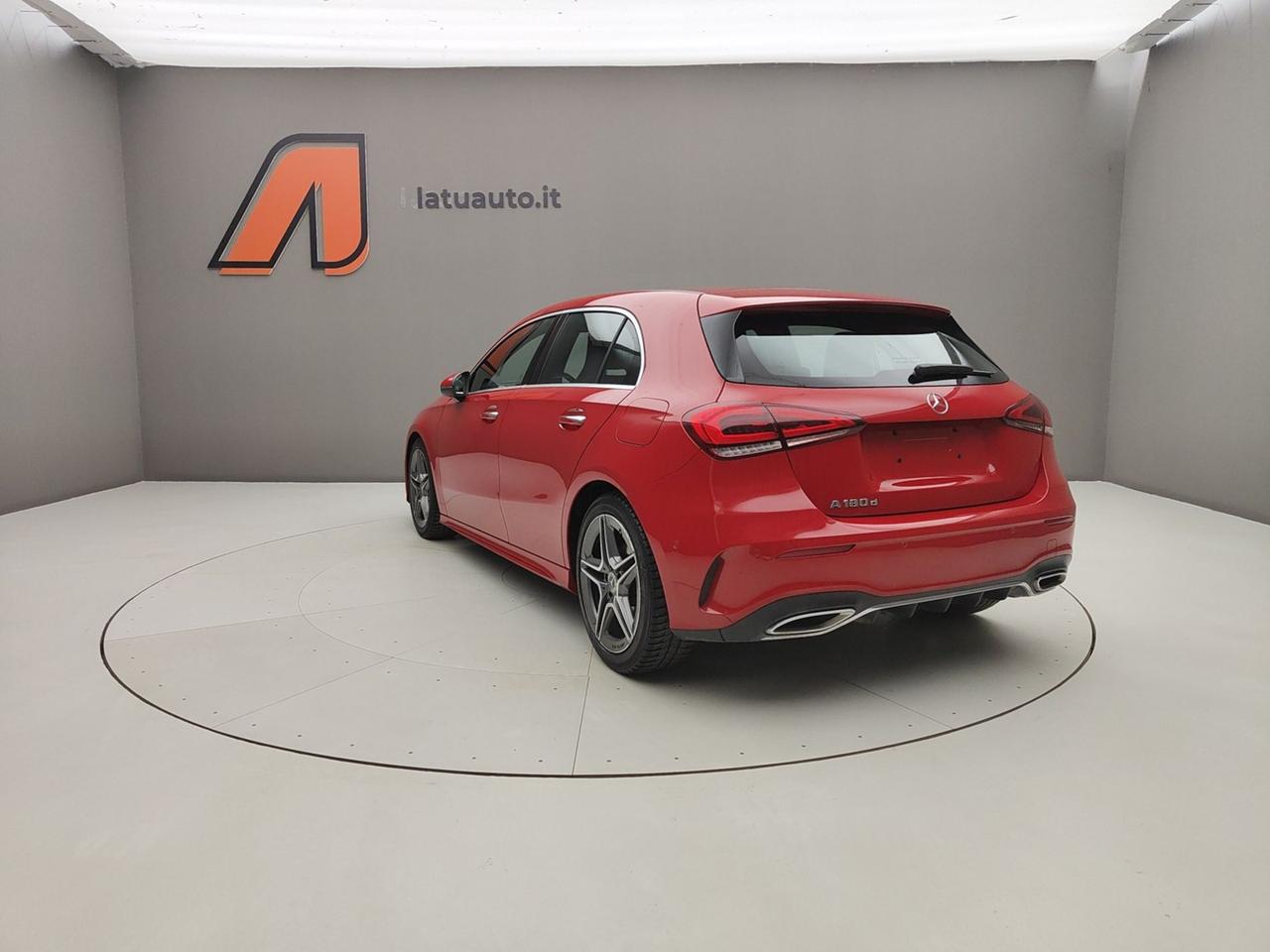 MERCEDES Classe A - W177 2018 A 180 D 116CV AMG LINE PREMIUM AUTO