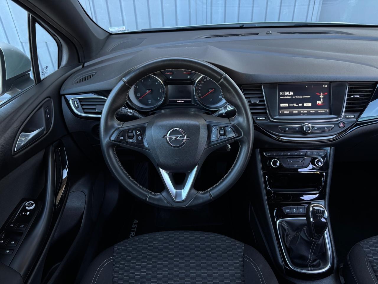 Opel Astra 1.6 CDTi 110CV. Garanzia 12mesi. Neopatentati