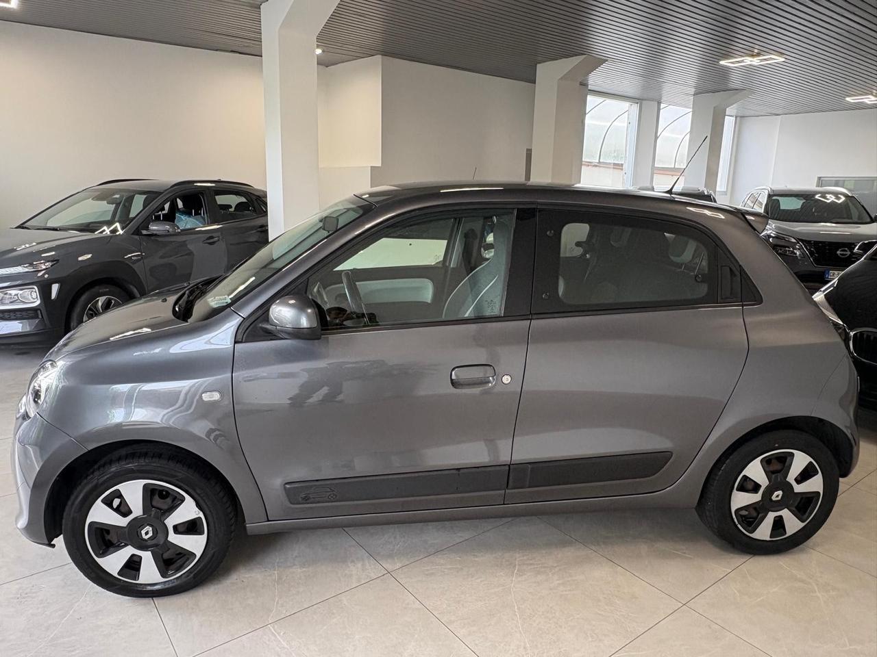 Renault Twingo SCe EDC Lovely